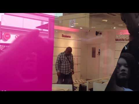 Watch This T-Mobile Customer Do What All T-Mobile Customers Have Dreamed Of [Video]