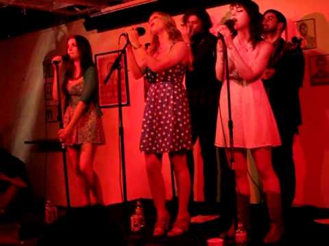 @AlisonBrie & “The Girls” – These Girls By Childish Gambino (@DonaldGlover) [Video]