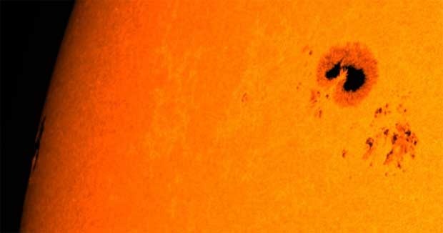 Active Sunspot Fires Solar Flares Toward Earth Right Now