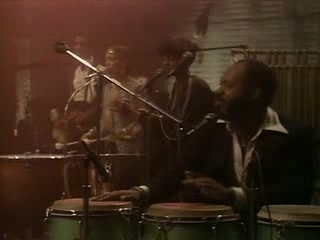 Relevant Classics: Smokey Robinson – Cruisin’ Live (Video)