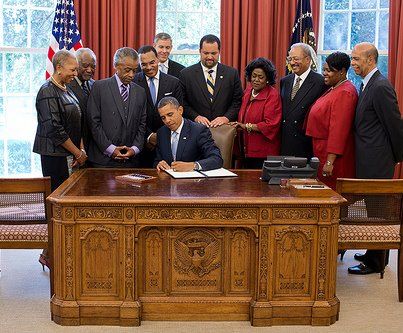 President Obama Signs New Exectuive Order to Improve Education for African Americans